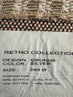 Vloerkleed .Doorsnee is 2 meter 40, Wit, Tweepersoons, Ophalen of Verzenden, Deken of Dekbed