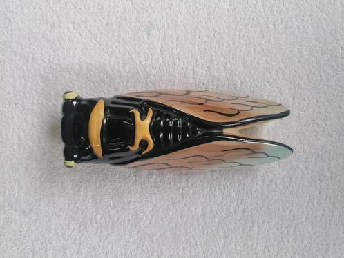 XL franse keramieke cigale - krekel 25x10 cm, Antiek en Kunst, Antiek | Keramiek en Aardewerk, Verzenden