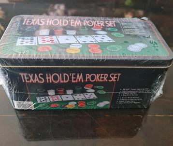 Nieuw Texas hold 'em pokerset  beschikbaar voor biedingen
