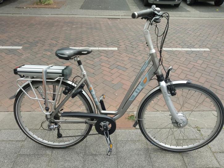 RIH Z-Omega d49 elektrische damesfiets, Fietsen en Brommers, Fietsen | Dames | Damesfietsen, Gebruikt, Overige merken, Versnellingen