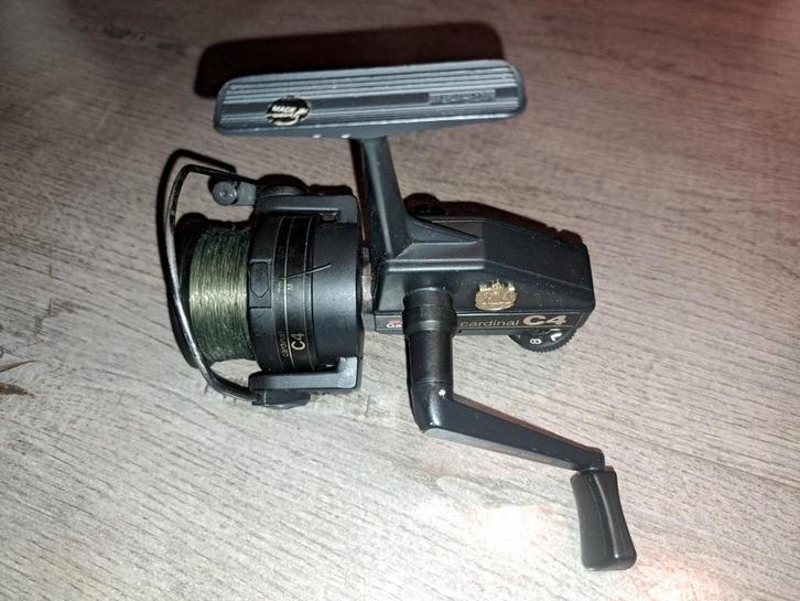 Abu Garcia Cardinal C4 (Z.G.A.N.), Watersport en Boten, Hengelsport | Algemeen, Zo goed als nieuw, Molen, Ophalen of Verzenden