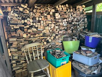 Gezaagd brandhout divers beschikbaar voor biedingen