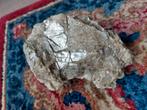 Muskoviet Mineraal, Verzamelen, Mineralen en Fossielen, Ophalen of Verzenden, Mineraal