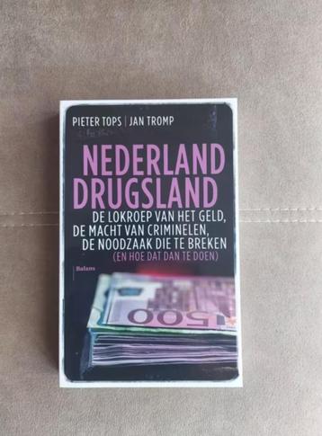 Nederland Drugsland door P. Tops beschikbaar voor biedingen