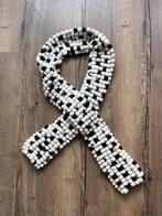 Zachte en warme zwart/wit bolletjessjaal XXL, Ophalen of Verzenden, Zo goed als nieuw, Maat 46/48 (XL) of groter, Sjaal