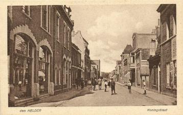 den Helder - Koningstraat - volk - ongelopen beschikbaar voor biedingen