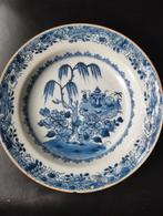 Twee Chinese antieke borden, Antiek en Kunst, Ophalen of Verzenden