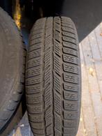 Winterbanden stalen velgen en wieldoppen VW Up!, Auto-onderdelen, Banden en Velgen, Ophalen, 14 inch, Gebruikt, Banden en Velgen