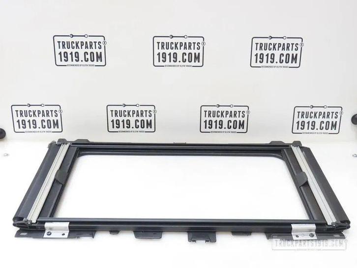 Scania 2553475 Dakluik gordijn Scania, Auto-onderdelen, Vrachtwagen-onderdelen, Gebruikt, Ophalen