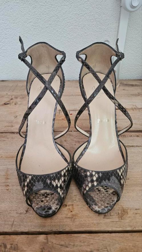 Christian Louboutin Paris pumps slangenleer, Kleding | Dames, Schoenen, Gedragen, Pumps, Bruin, Ophalen