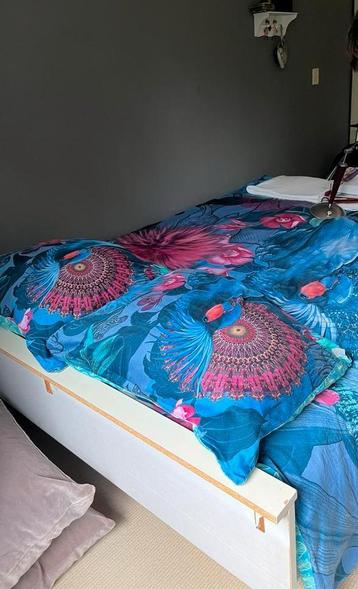 Tweepersoonsbed (incl. matras) vintage 140x200 GRATIS beschikbaar voor biedingen