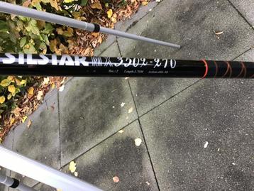 Zee , pier, boot hengel beschikbaar voor biedingen