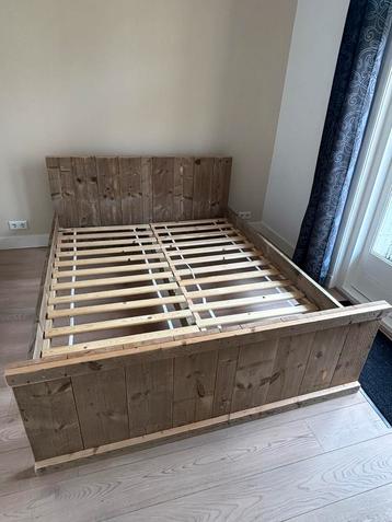 Bed frame 160 x 200