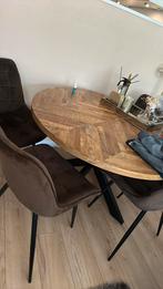 Prachtige tafel mangohout visgraat nieuwprijs €560, Huis en Inrichting, Tafels | Eettafels, Overige materialen, 100 tot 150 cm