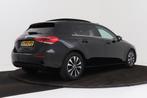 Mercedes-Benz A-klasse 160 Business Solution | Panoramadak |, Voorwielaandrijving, Gebruikt, Leder en Stof, Zwart