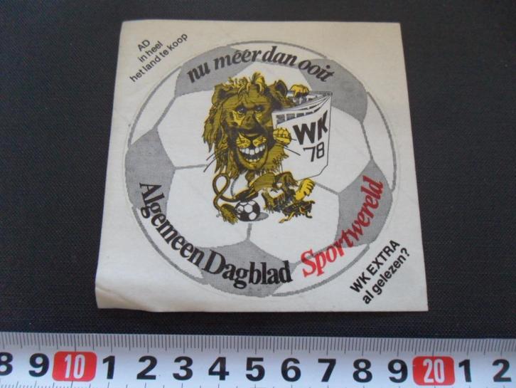 sticker strip koning voetbal WK 1978 krant AD sportwereld *, Verzamelen, Stickers, Zo goed als nieuw, Bedrijf of Vereniging, Ophalen