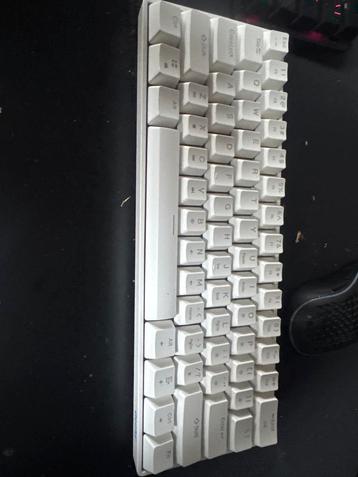 Gaming Toetsenbord - Zo goed als nieuw! beschikbaar voor biedingen