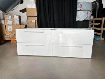 Badkamermeubel 140cm beschikbaar voor biedingen