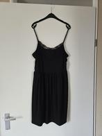 Zwart met kanten Jurkje maat M, Merk Vero Moda. Perfecte sta, Kleding | Dames, Jurken, Maat 38/40 (M), Zwart, Ophalen of Verzenden