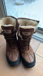 Ugg snow boots maat 36, Ophalen, Zo goed als nieuw, Maat 36 (S), Overige typen