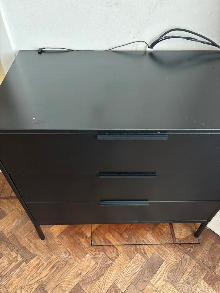 WOOOD Adam ladekast - Zwart - 3 lades, Huis en Inrichting, Kasten | Dressoirs, Gebruikt, 50 tot 100 cm, 25 tot 50 cm, Met lade(s)