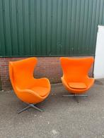 2 retro stoelen oranje vintage design, Huis en Inrichting, Stoelen, Ophalen of Verzenden, Gebruikt, Overige kleuren, Stof