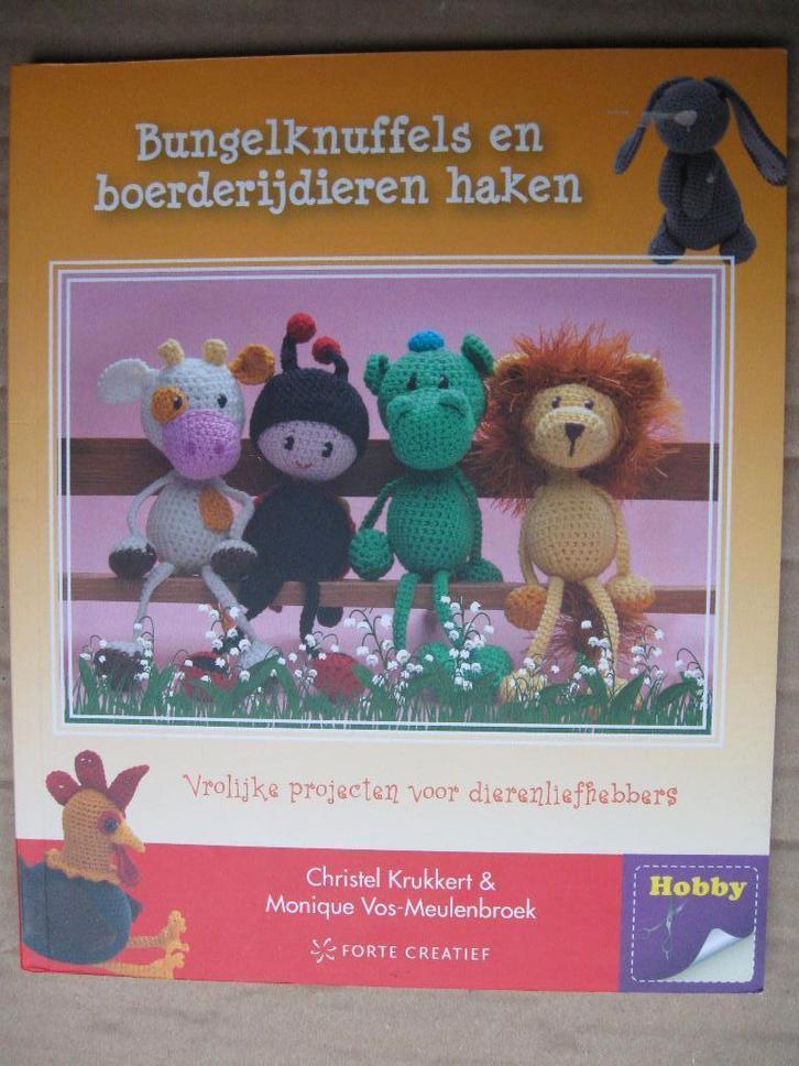 Bungelknuffels en boerderijdieren haken., Hobby en Vrije tijd, Breien en Haken, Zo goed als nieuw, Breien of Haken, Patroon of Boek