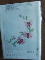 borduurpakket voor een tafellaken, Ophalen of Verzenden, Zo goed als nieuw, Handborduren, Borduurpakket