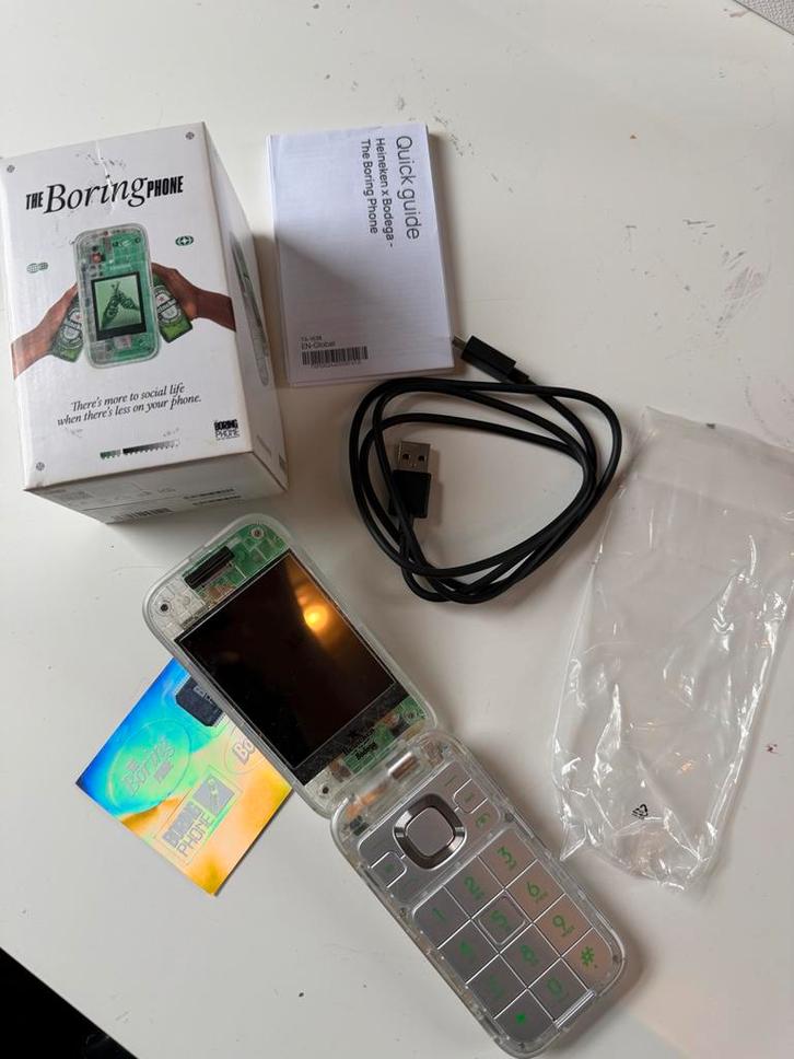 The Boring Phone Heineken X Bodega - Limited Edition!, Telecommunicatie, Mobiele telefoons | Overige merken, Zo goed als nieuw