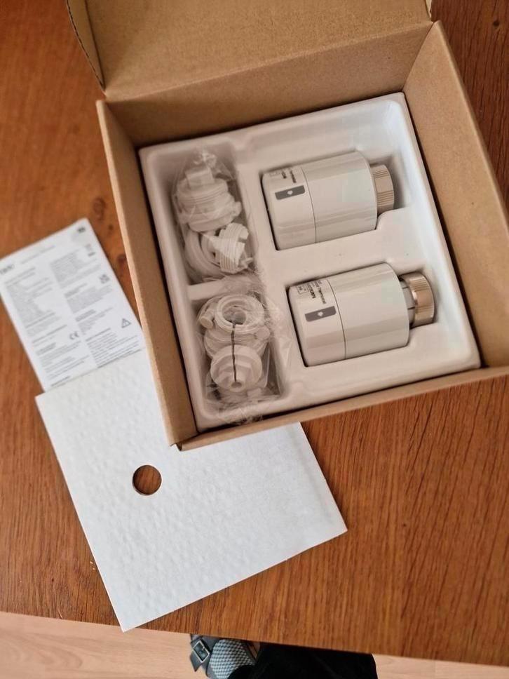 Tado Slimme Radiator knoppen set V3+ - Nieuw, Doe-het-zelf en Verbouw, Thermostaten, Nieuw, Ophalen