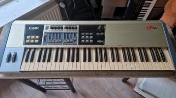 Retro audio apparatuur beschikbaar voor biedingen