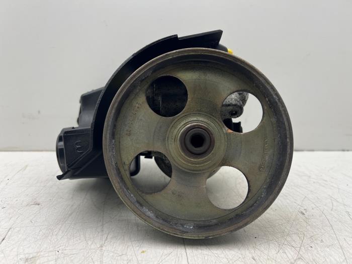 Stuurbekrachtiging Pomp van een Peugeot 206, Auto-onderdelen, Besturing, Peugeot, Gebruikt, 3 maanden garantie, Ophalen of Verzenden