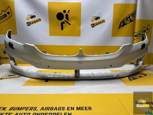BMW 5 Serie G30/G31 voorbumper 6XPDC kls 51117385336, Auto-onderdelen, Carrosserie en Plaatwerk, Bumper, BMW, Voor, Gebruikt, Ophalen of Verzenden