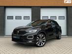 Volkswagen T-Roc 1.5 TSI 3x R-Line Pano Virtual Keyless ACC, 4 cilinders, 150 pk, Zwart, Bedrijf