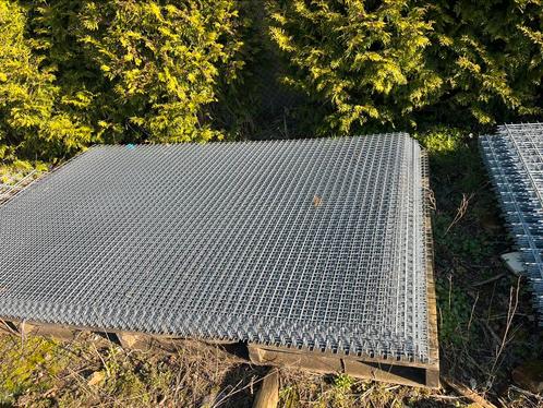 Opruiming gaas matten/gegalvaniseerde matten 5x5cmx4 mm, Tuin en Terras, Gaas en Draad, Nieuw, Gaas, 20 meter of meer, Ophalen