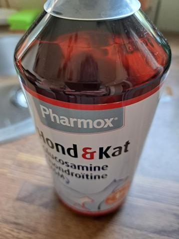 Glucosamine hond kat 1000 ml beschikbaar voor biedingen