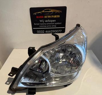 KOPLAMP TOYOTA  VERSO 2009/2013 811700F090 LINKS beschikbaar voor biedingen