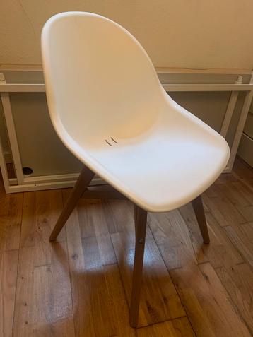 IKEA Grönsta stoel wit beschikbaar voor biedingen
