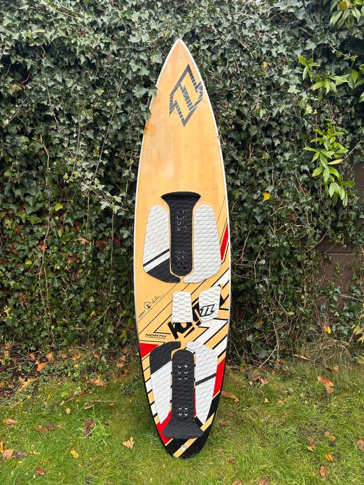 North kitesurfboard | Wave | Kontact Bamboo Tec 6'0", Watersport en Boten, Kitesurfen, Gebruikt, Kiteboard, Directional, Ophalen
