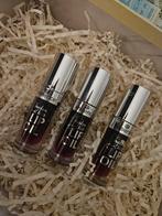 3x Essence Hydra Kiss Lip Oil - Midnight Mystery, Nieuw, Ophalen of Verzenden, Make-up, Overige kleuren