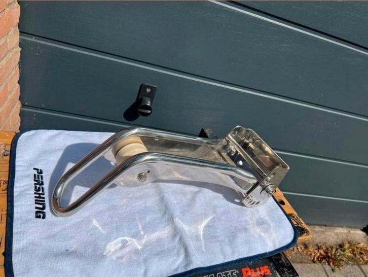 RVS anker boegrol – zware kwaliteit voor zeil- of motorboot, Watersport en Boten, Bootonderdelen, Gebruikt, Ankeren en Afmeren