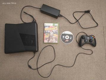 Xbox 360 met games en controller beschikbaar voor biedingen