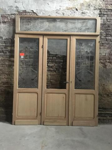 Herenhuisdeuren 3 stuks met bovenlicht beschikbaar voor biedingen