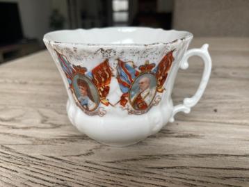 Porseleinen moustachekop ter ere van de kroning Edward VII  beschikbaar voor biedingen