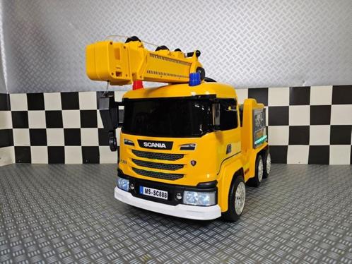 Scania kraanwagen - soft start - leren zit - RC- GRATIS HOES, Kinderen en Baby's, Speelgoed | Speelgoedvoertuigen, Nieuw, Afstandsbediening