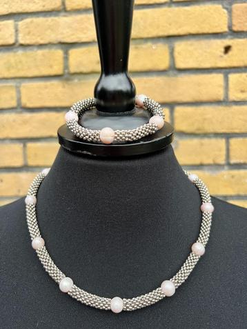 Setje met zoetwaterparels – armband en ketting beschikbaar voor biedingen