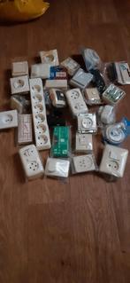 Schakelaars en stopcontacten, Ophalen of Verzenden, Stopcontact