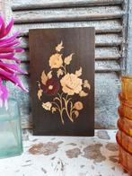 Vintage houten "paneeltje"/ "schilderijtje" met bloemetjes, Ophalen of Verzenden