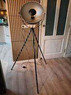 Stijlvolle staande lamp, Ophalen