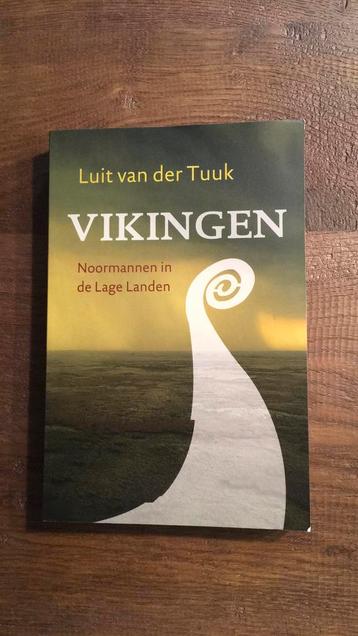 Luit van der Tuuk - Vikingen beschikbaar voor biedingen